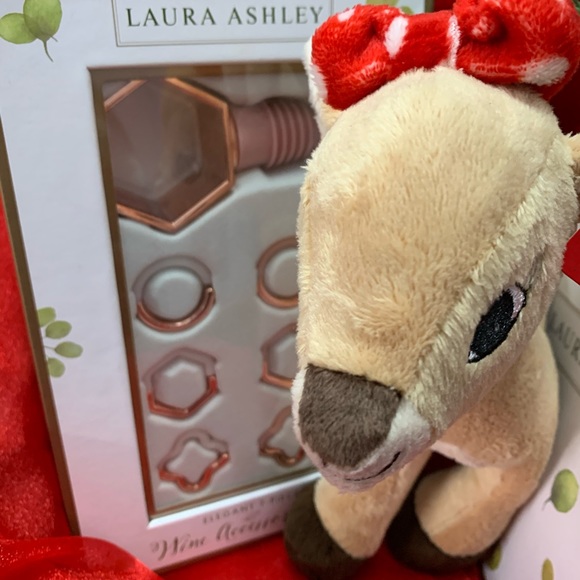 Laura Ashley Other Laura Ashley Wine Accessory Set Led Candle Set